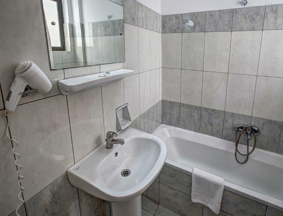 Benitses Bay View Hotel Gastouri  Ngoại thất bức ảnh